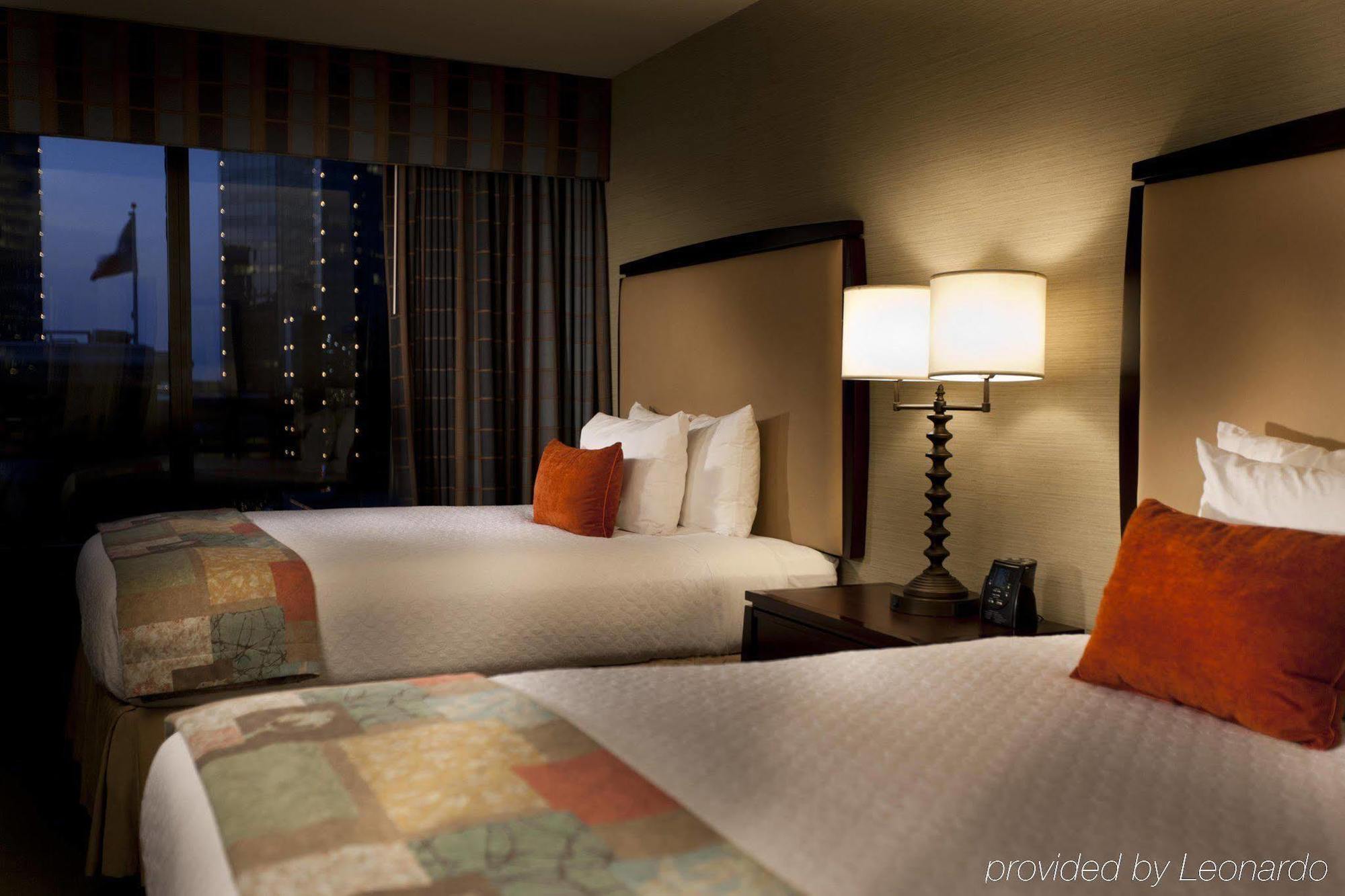 Embassy Suites Fort Worth - Downtown Phòng bức ảnh