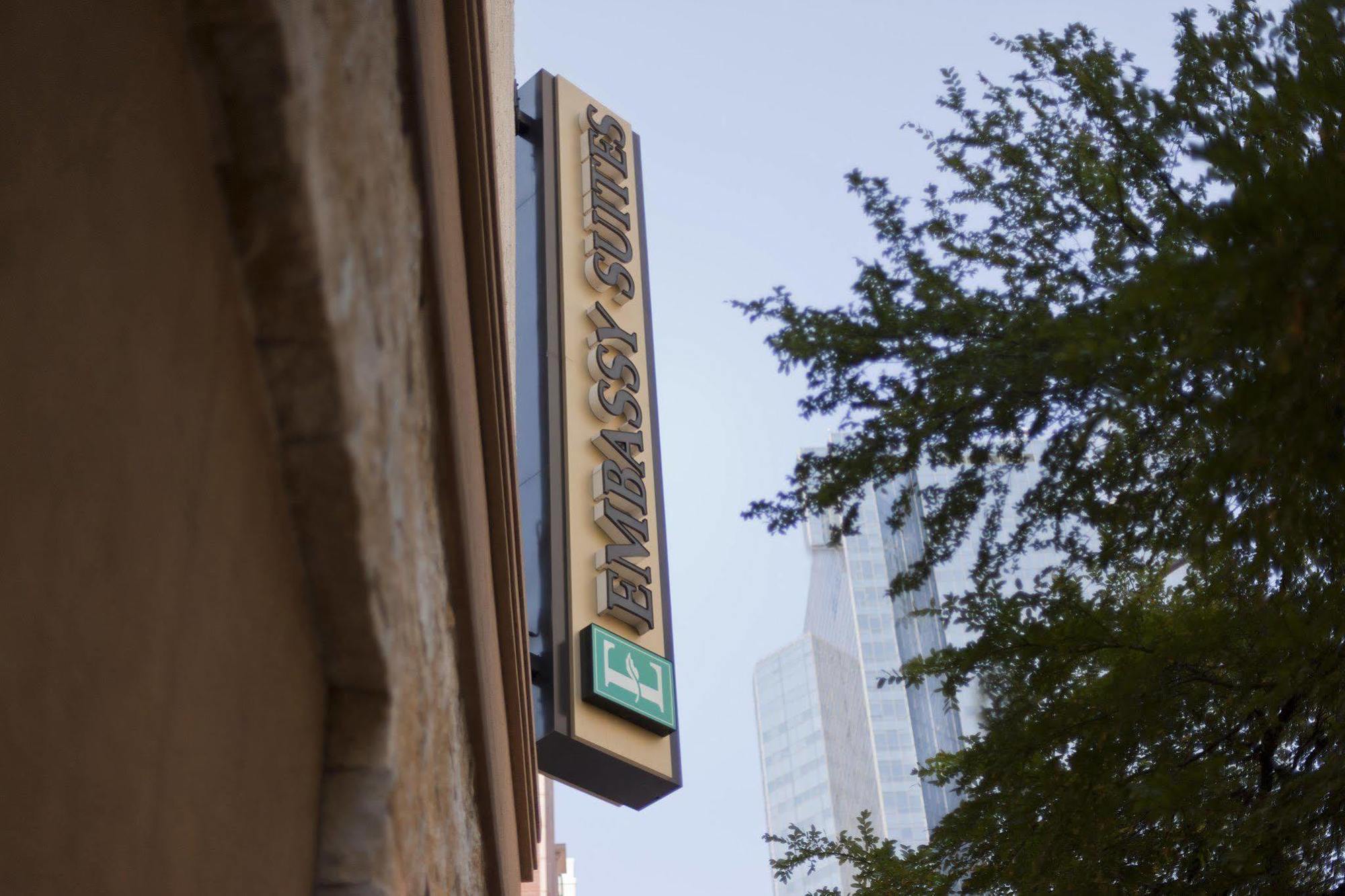 Embassy Suites Fort Worth - Downtown Ngoại thất bức ảnh